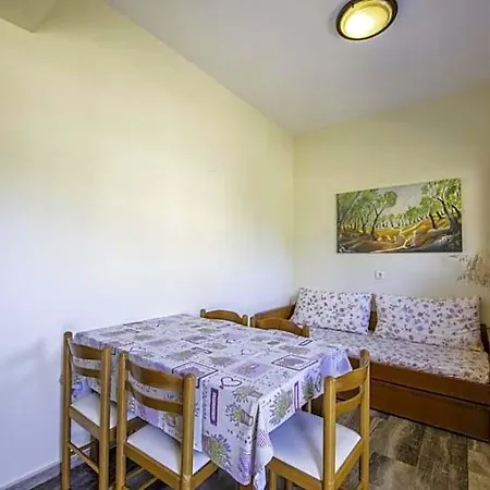 Miltiadis Spiti Miltiadis מלון אגיוס גיורגיוס