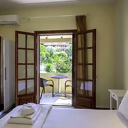 Hotel Miltiadis Spiti Miltiadis 3*
